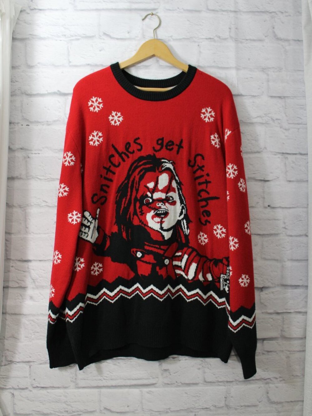 Chucky Women's Plus 2X Black Red Medium Weight Christmas Holiday Sweater